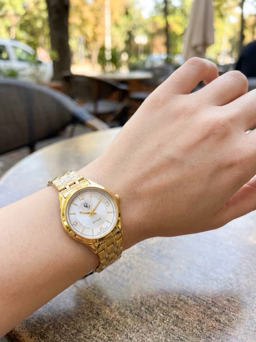Montre femme GG LUXE
