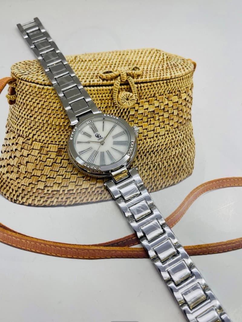 Montre Femme GGluxe couleur Argent 210801