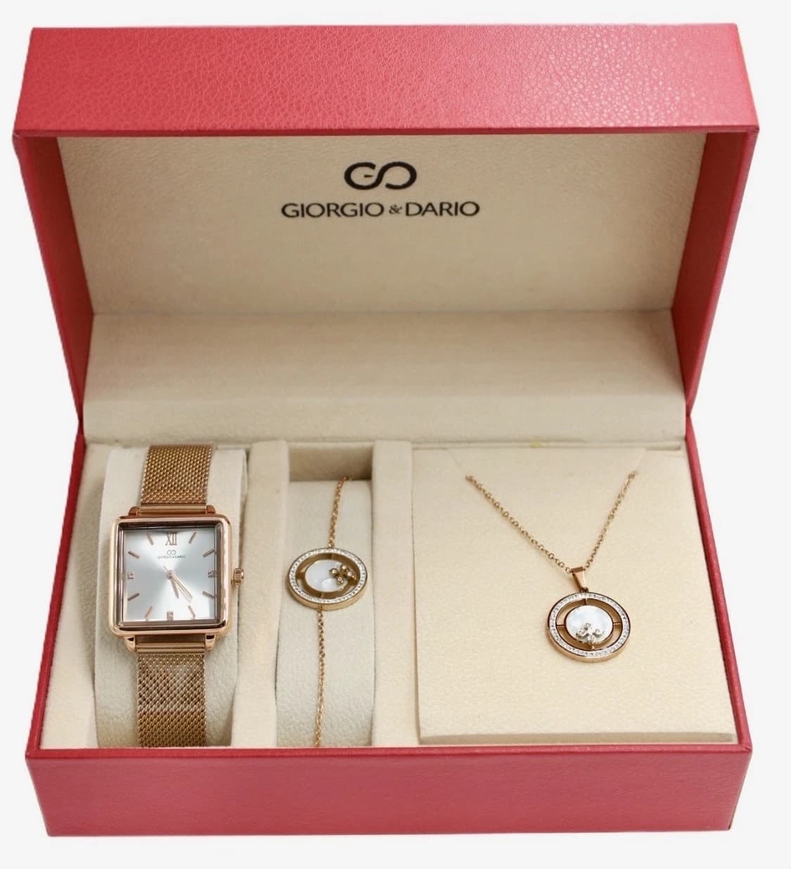 Coffret cadeau tendance femme G&D avec le bijoux en acier