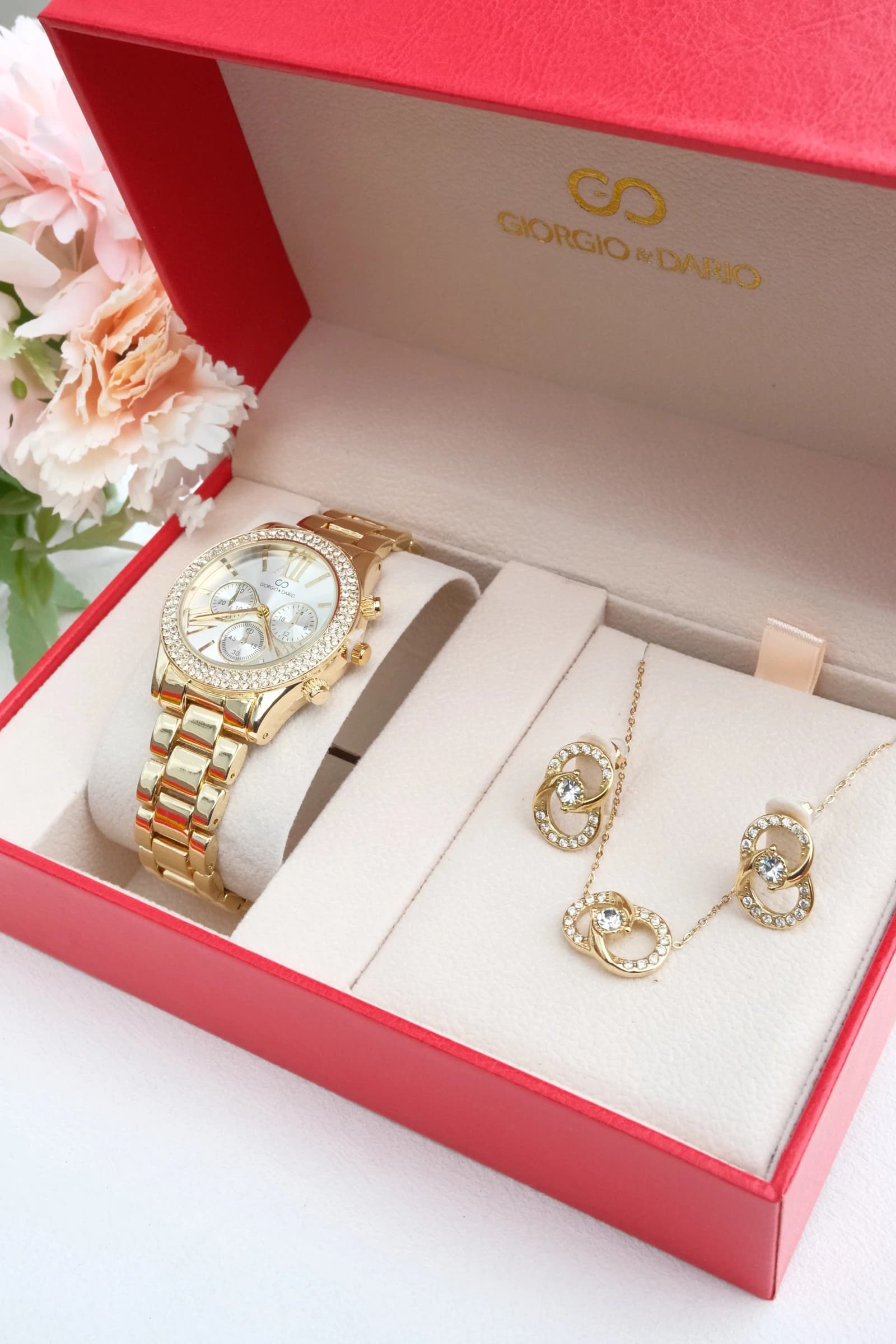 COFFRET FEMME AVEC PARURE ACIER