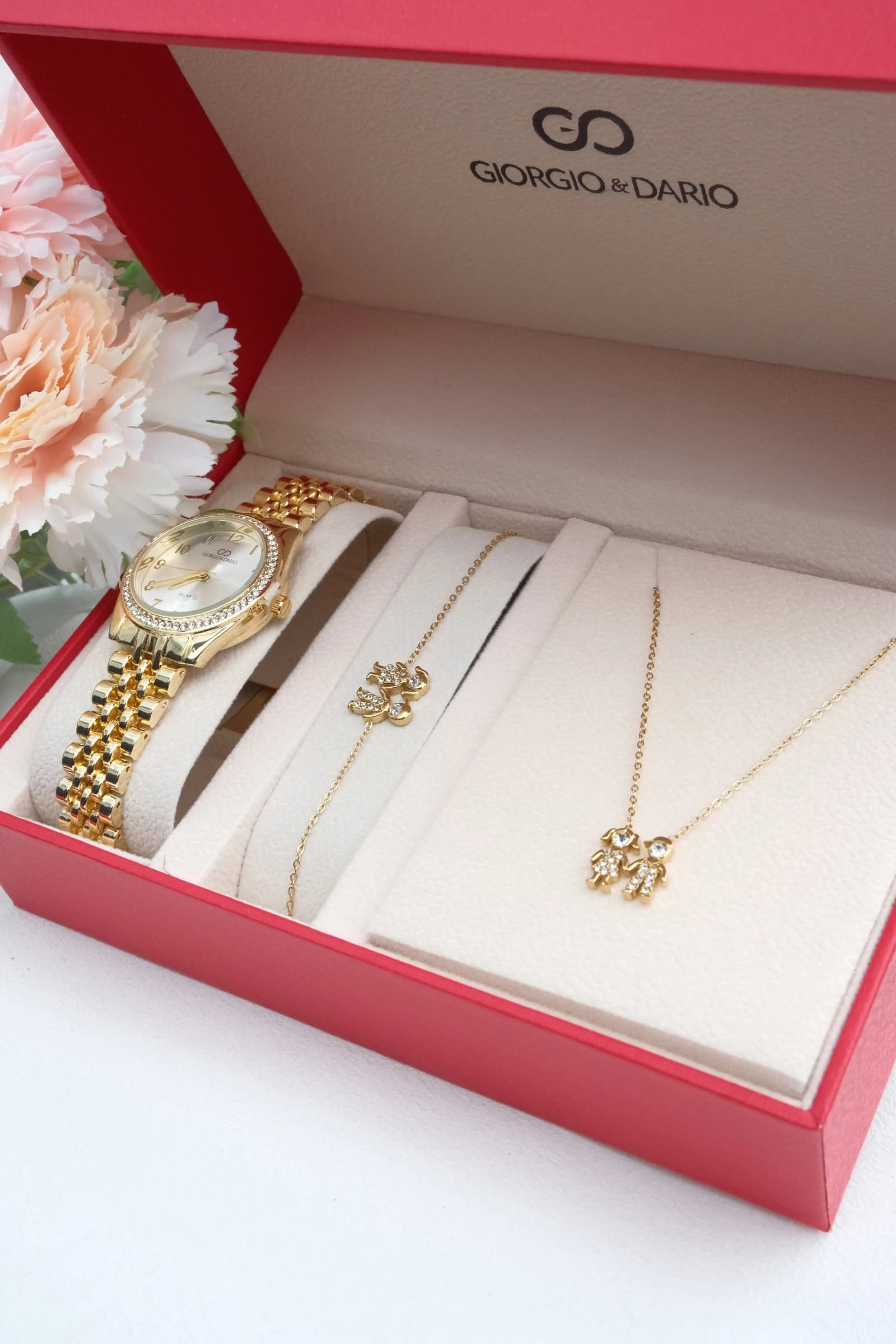 COFFRET FEMME AVEC PARURE ACIER