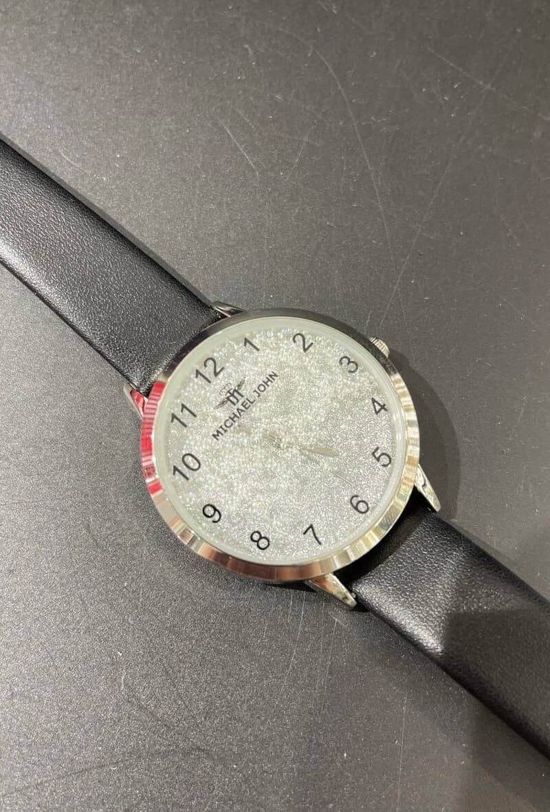 Montre femme similicuir