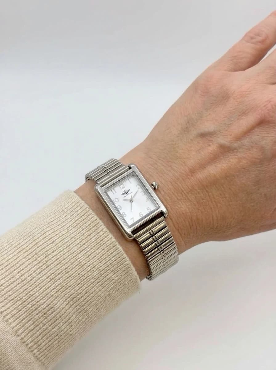 Montre Bracelet avec élastique pour femme FB040E A