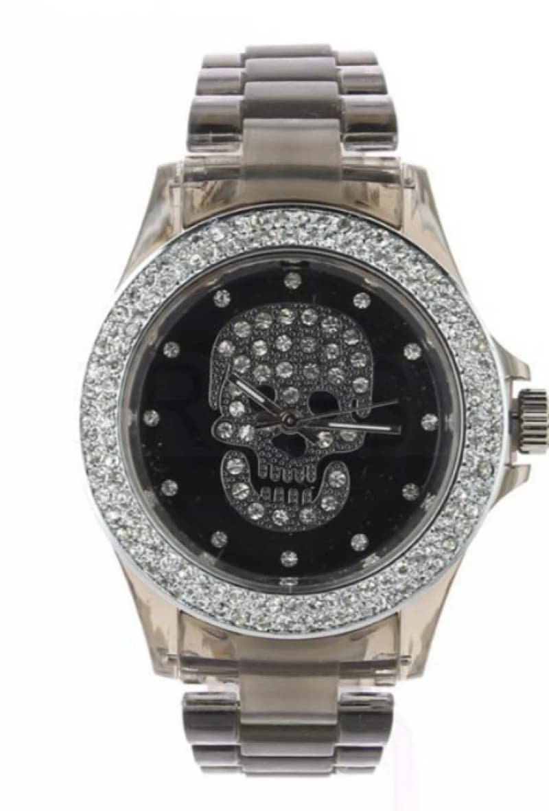 MONTRE ERNEST