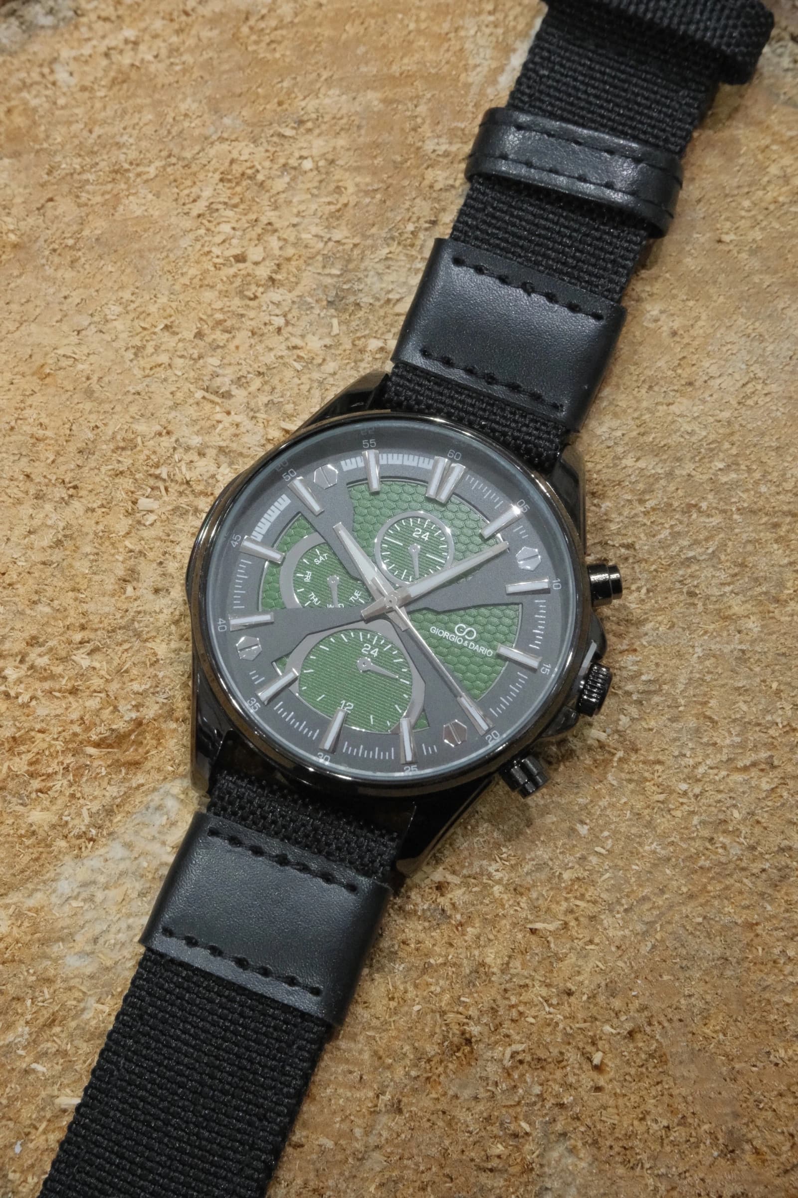 Montre homme Giorgio & Dario avec bracelet scratch