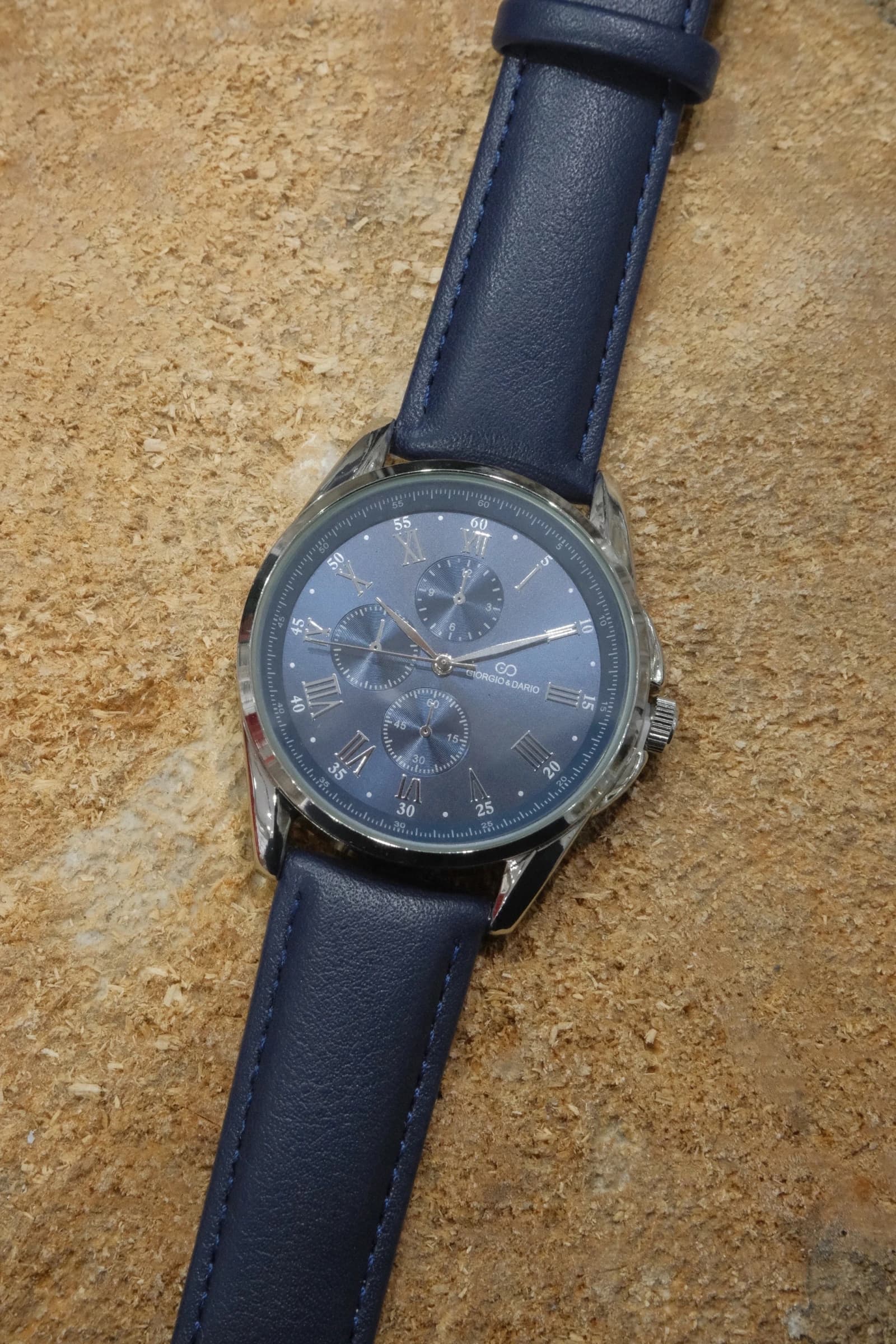 Montre homme Giorgio & Dario avec bracelet en simili cuir