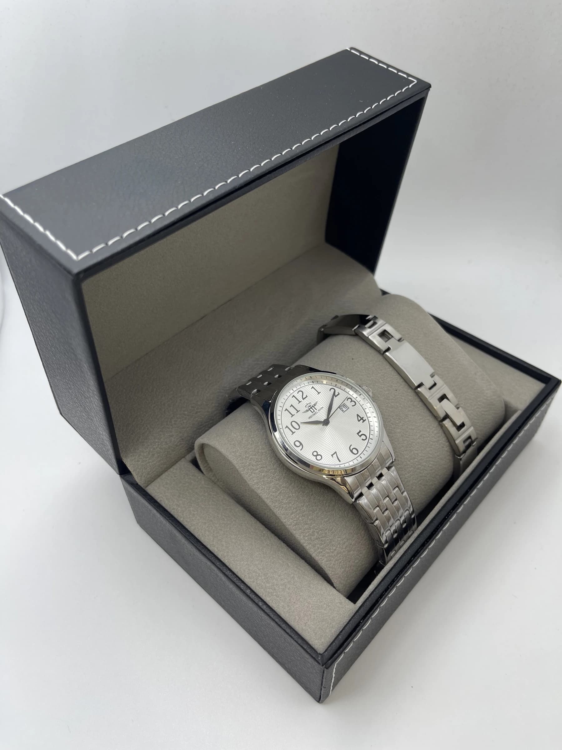 Coffret montre homme Michael John avec bijoux en acier